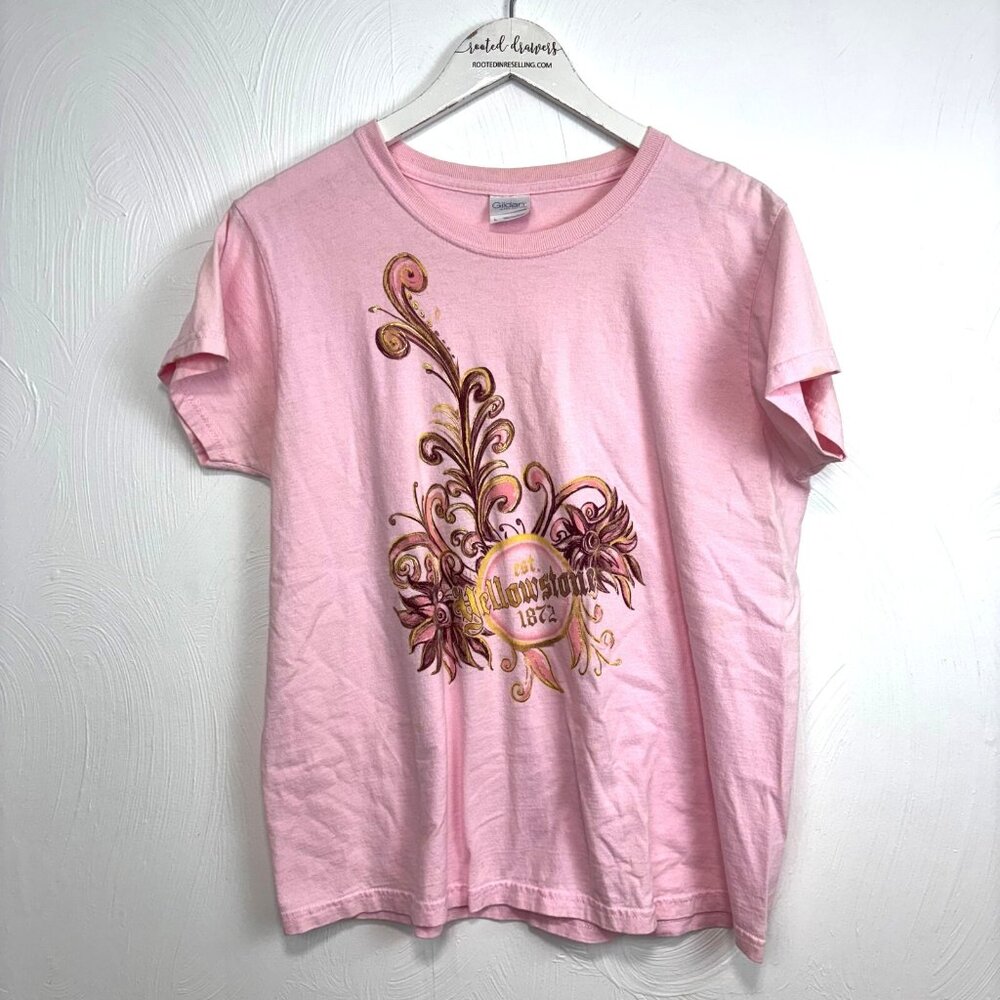 Yellowstone Pink T-Shirt Graphic On Front Short Sleeve Casual Pullover Womens L